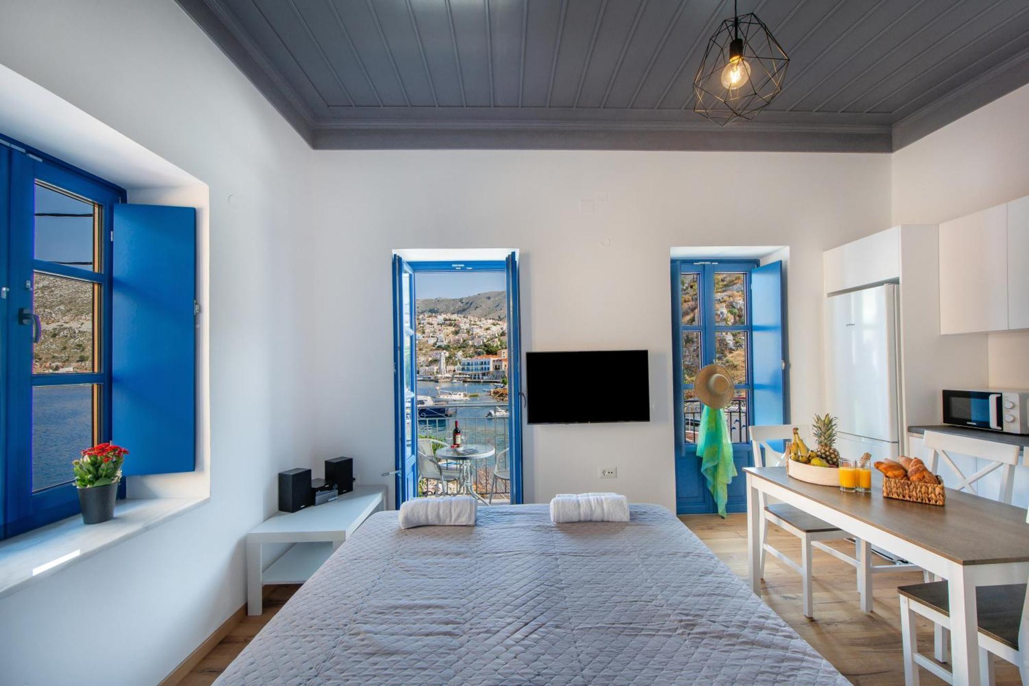 Porto Harani Seaside Apartments Sými Luaran gambar