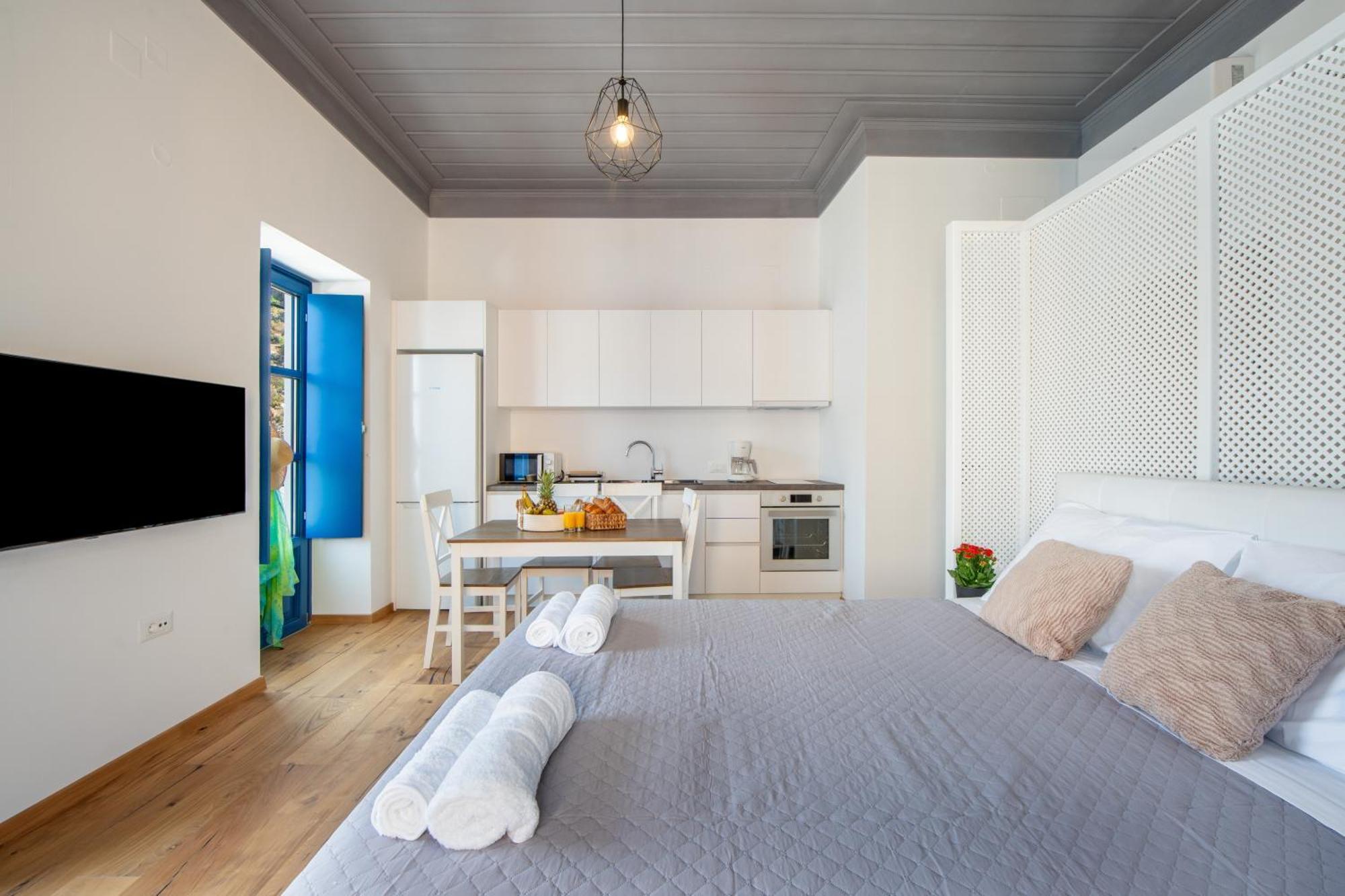 Porto Harani Seaside Apartments Sými Luaran gambar