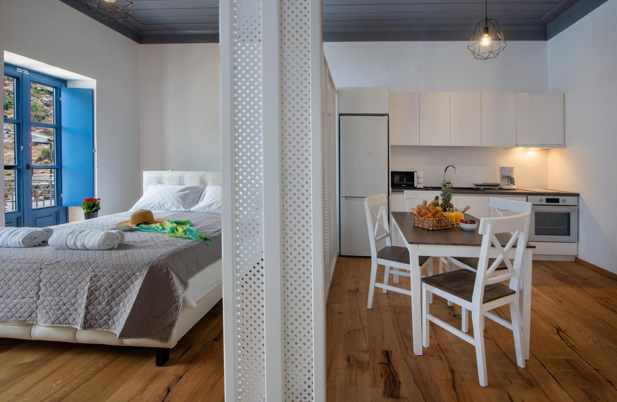 Porto Harani Seaside Apartments Sými Luaran gambar